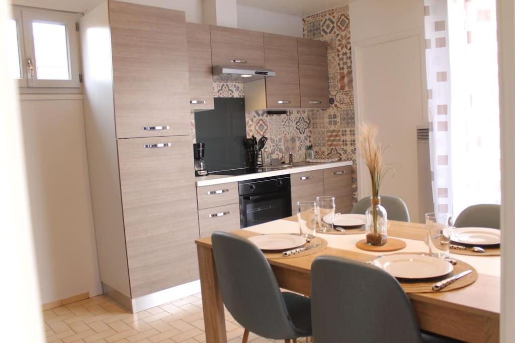 Le Saint-Amour Appartement Classe 2 Etoiles Esterno foto